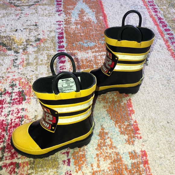 Western chief fireman rain boots - Picture 2 of 5